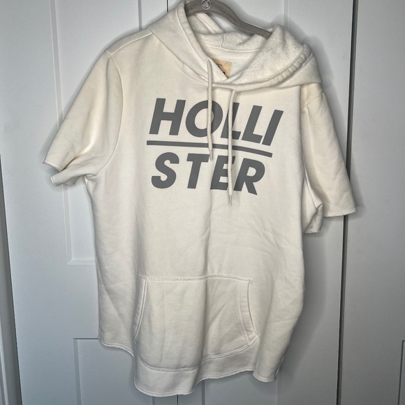 Hollister Cut Off Short Sleeve Graphic Hoodie Men's Size XL - Picture 1 of 5